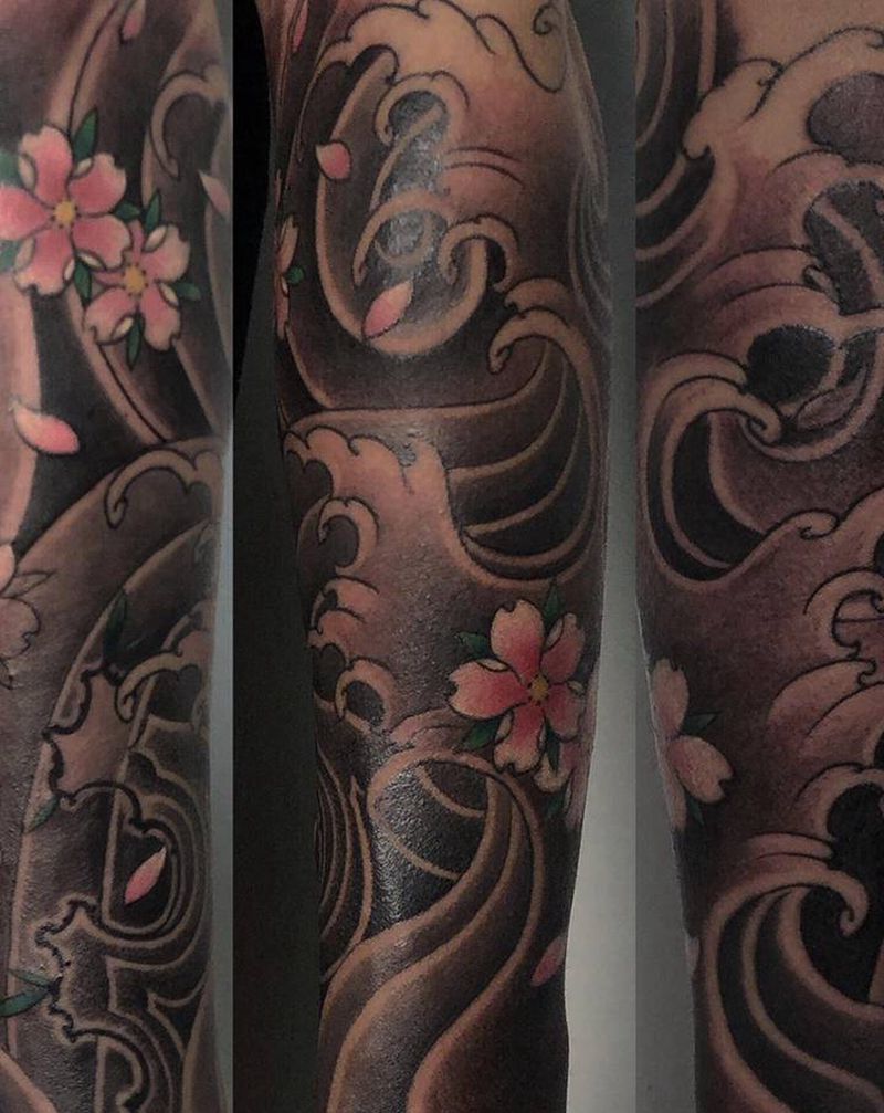 水浪包小臂纹身图片_手臂新传统纹身图案