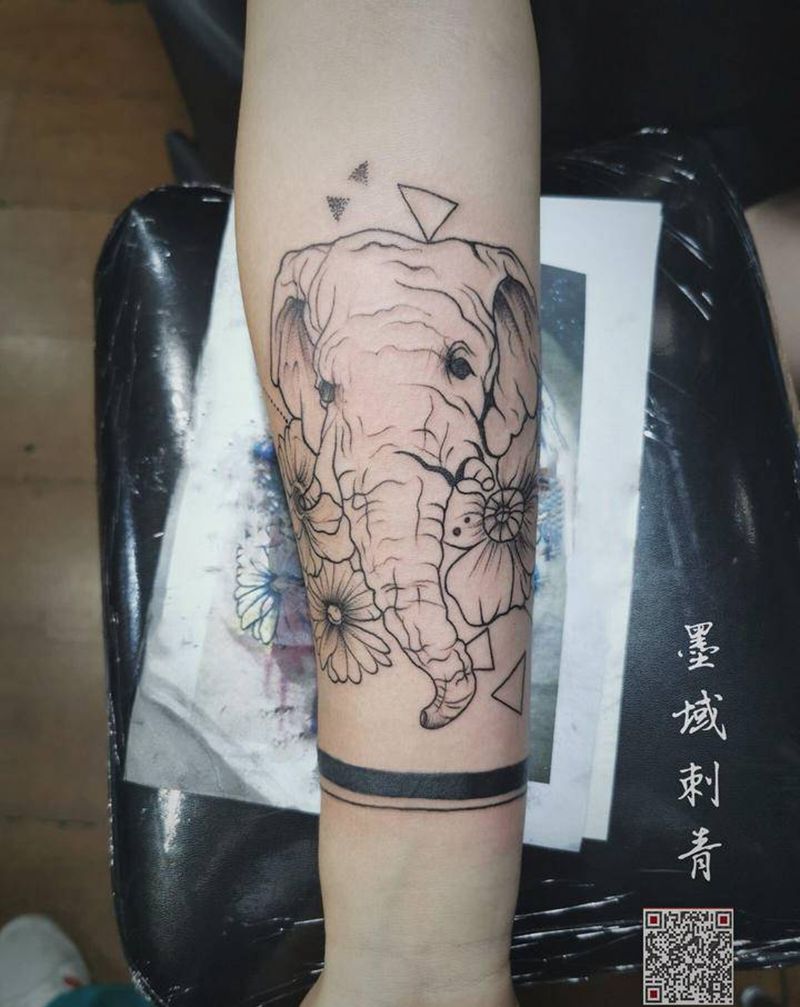 线纹身图片_手臂纹身图案