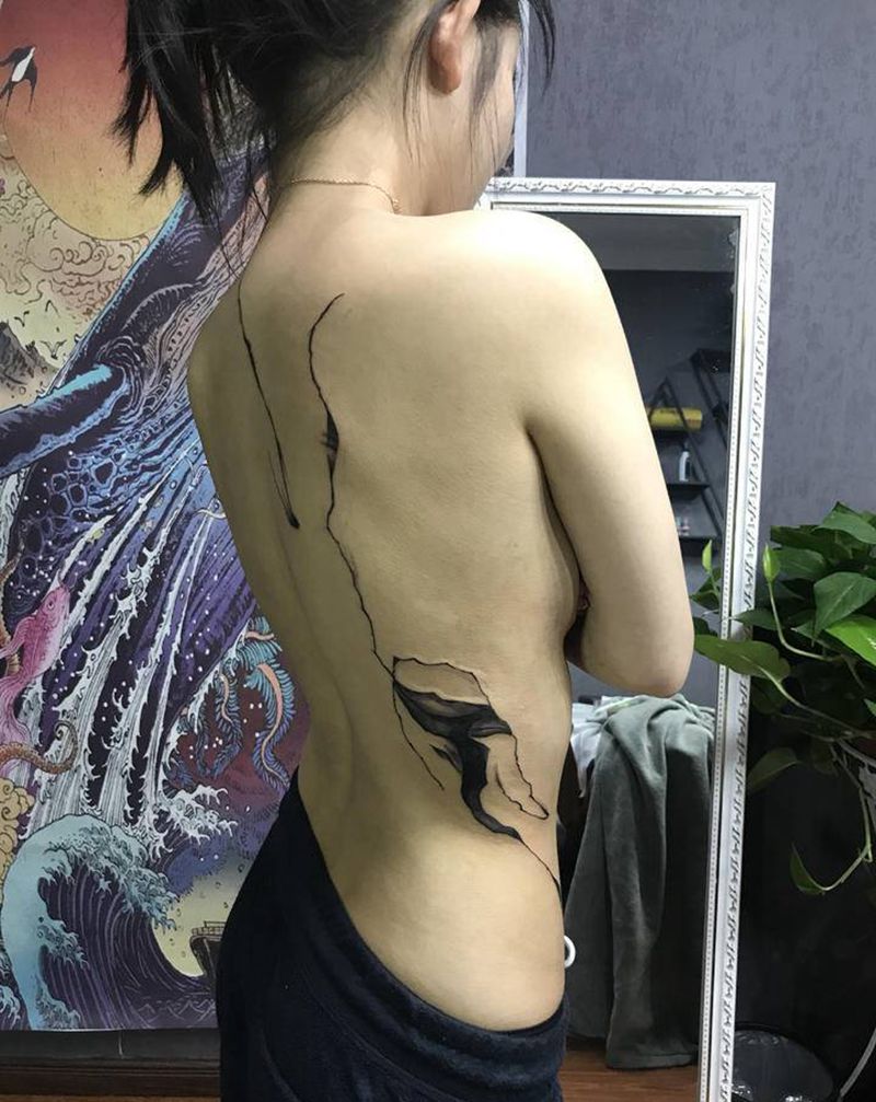 水墨纹身图片_腰部水墨纹身图案