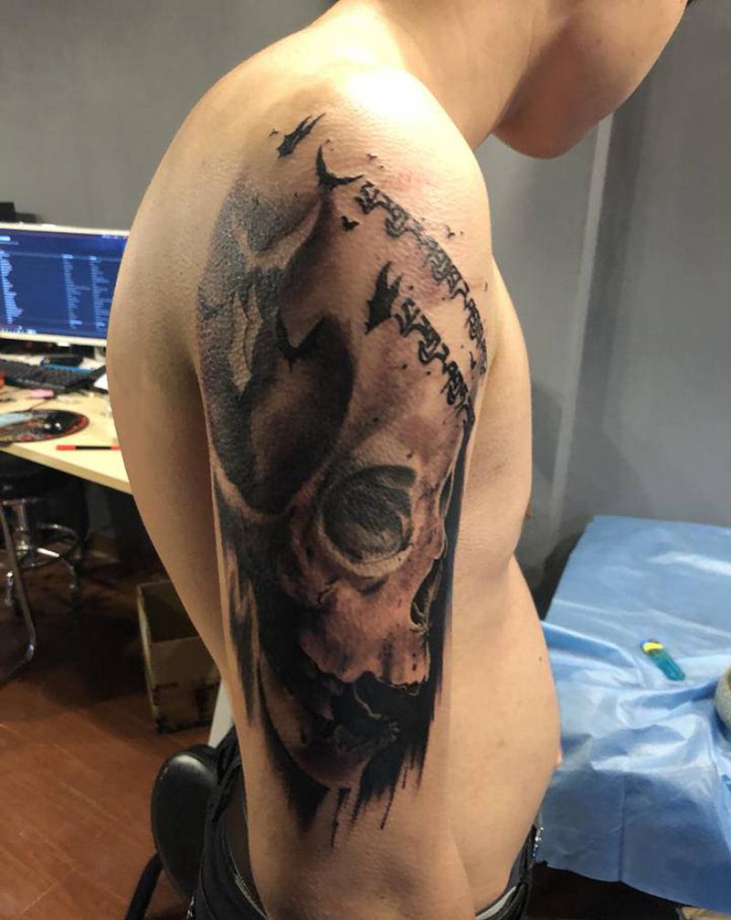 骷髅头纹身图片_手臂欧美写实骷髅头纹身图案