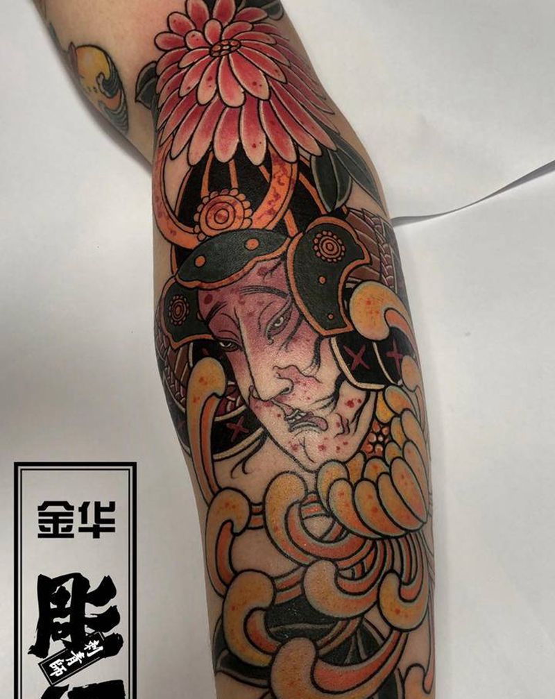 菊花➕生首纹身图片_手部手臂新传统纹身图案