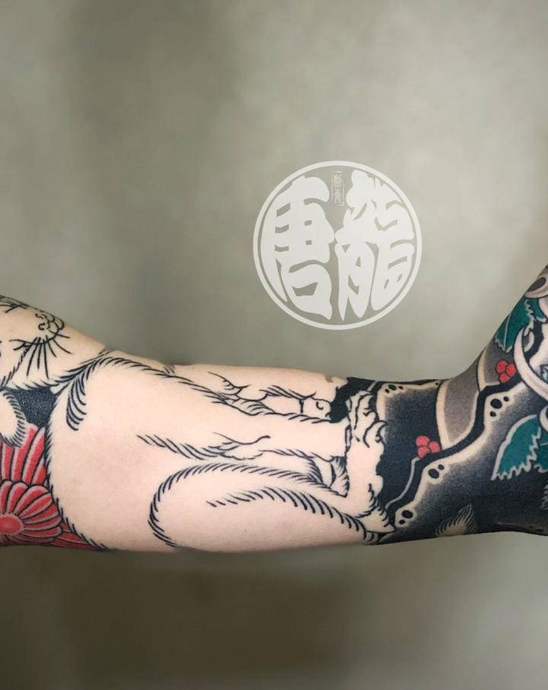 老传统花臂•唐龍毛毛纹身图片_手臂老传统狗 菊花纹身图案