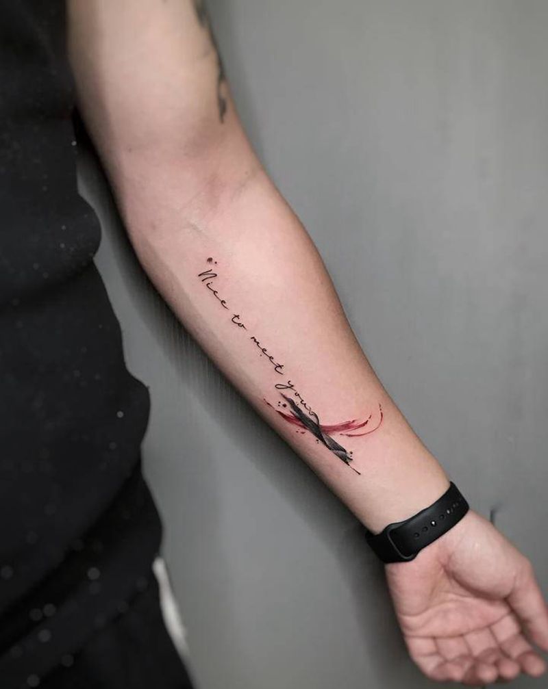 英文笔触纹身图片_手臂水墨纹身图案