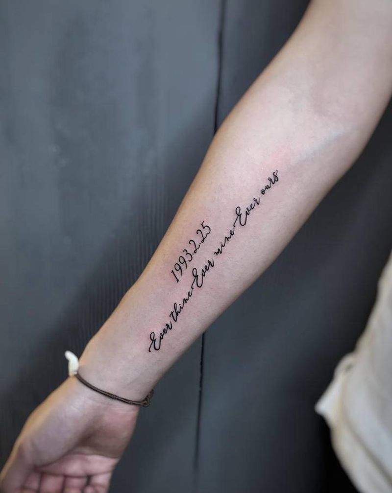 英文，日期纹身图片_手臂纹身图案