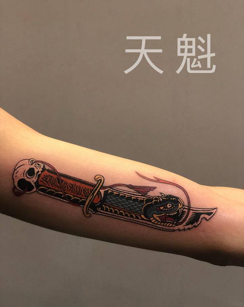 匕首（全程圆五针完成）纹身图片_手部手臂老传统Old School纹身图案