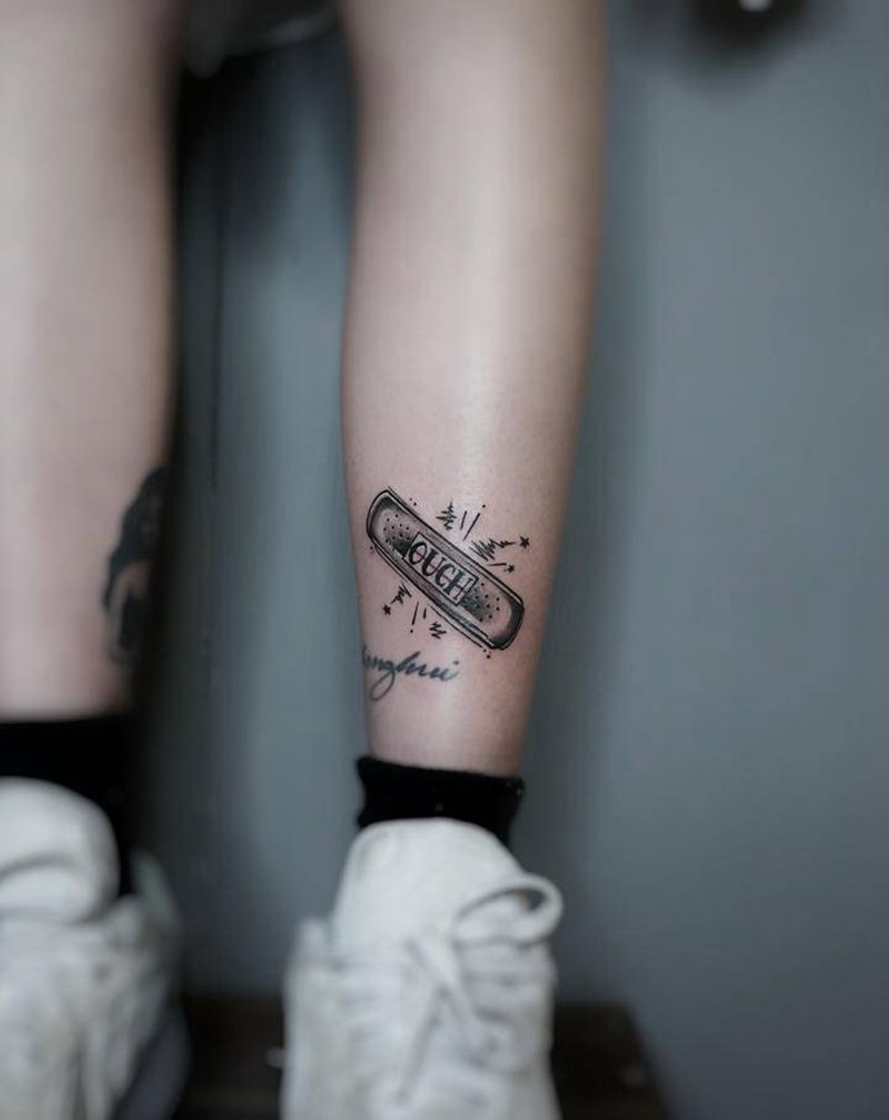 OK绷纹身图片_腿部Old School纹身图案