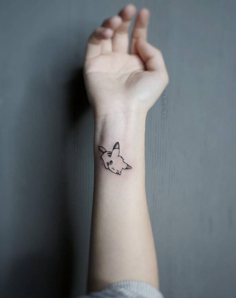 皮卡丘纹身图片_手臂纹身图案