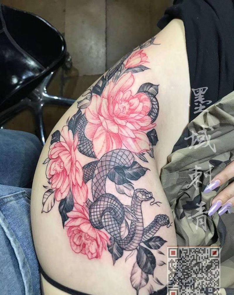 素花纹身图片_腿部几何纹身图案