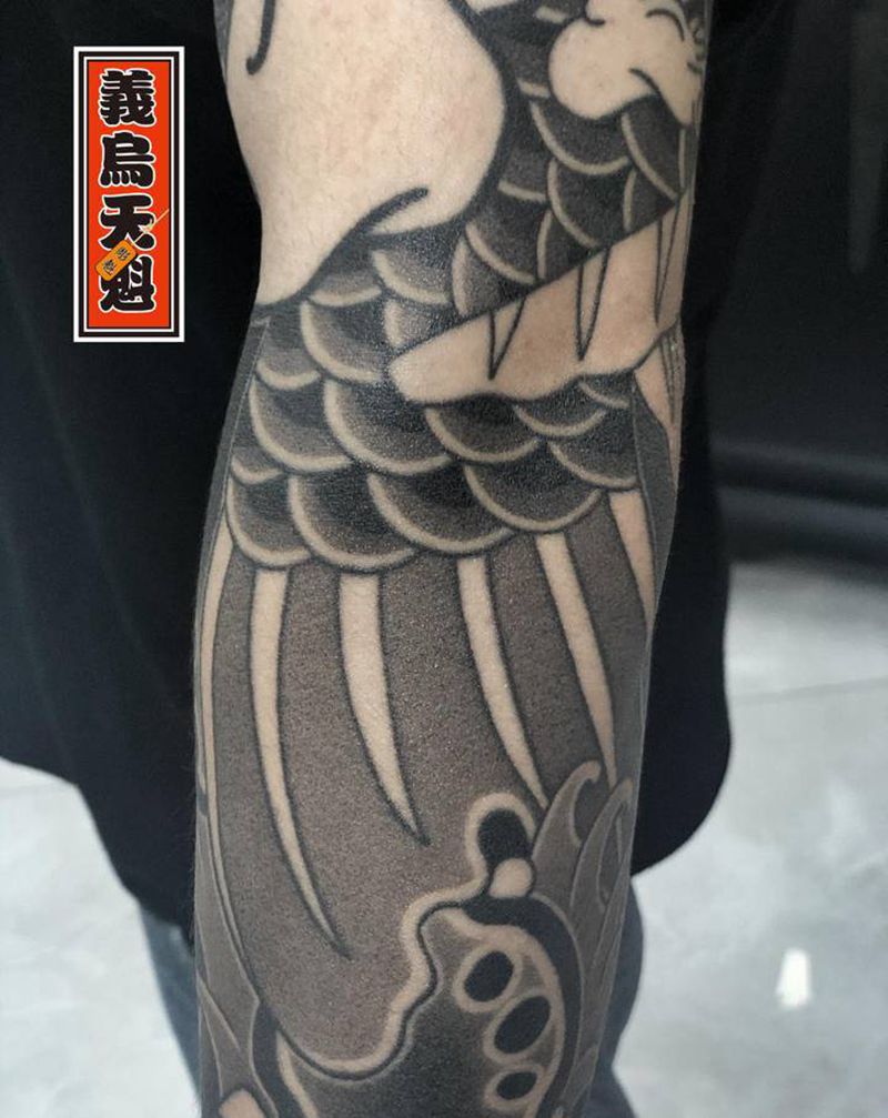 老传统花臂局部细节高清纹身图片_手部手臂老传统纹身图案