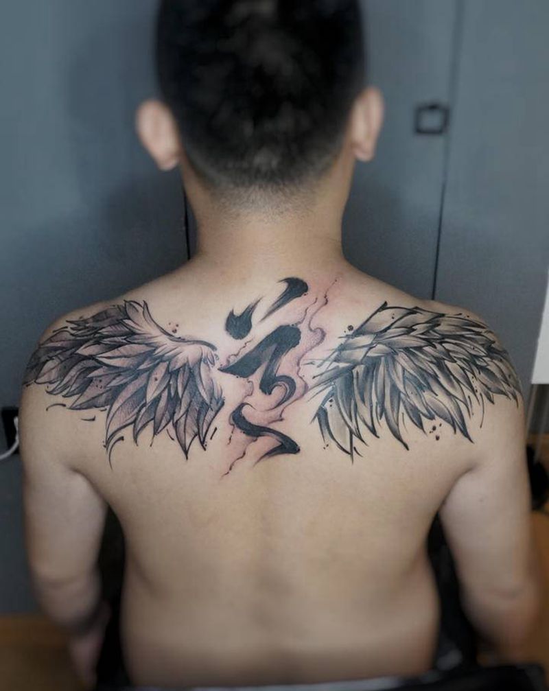 泼墨羽翅纹身图片_背部水墨书法泼墨中国风纹身图案