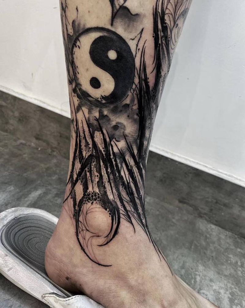 腿部添加字体纹身图片_腿部暗黑字体纹身图案