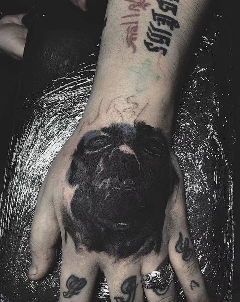 手背遮盖纹身图片_手部欧美写实纹身图案