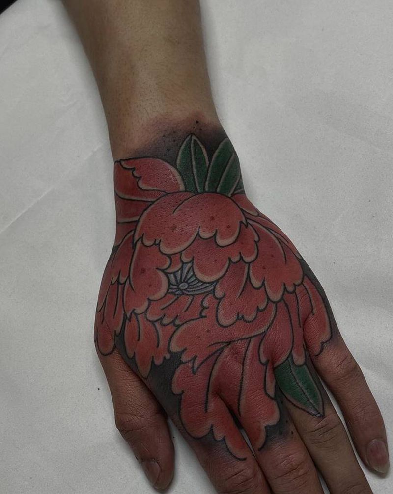 手背牡丹纹身图片_手部老传统纹身图案