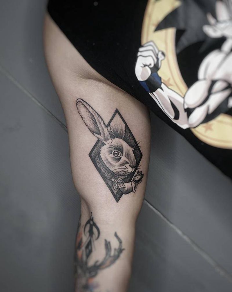 兔先生纹身图片_手臂几何纹身图案