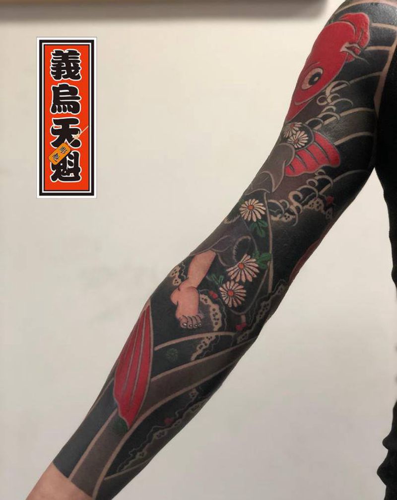 鬼若丸纹身图片_手部手臂老传统纹身图案