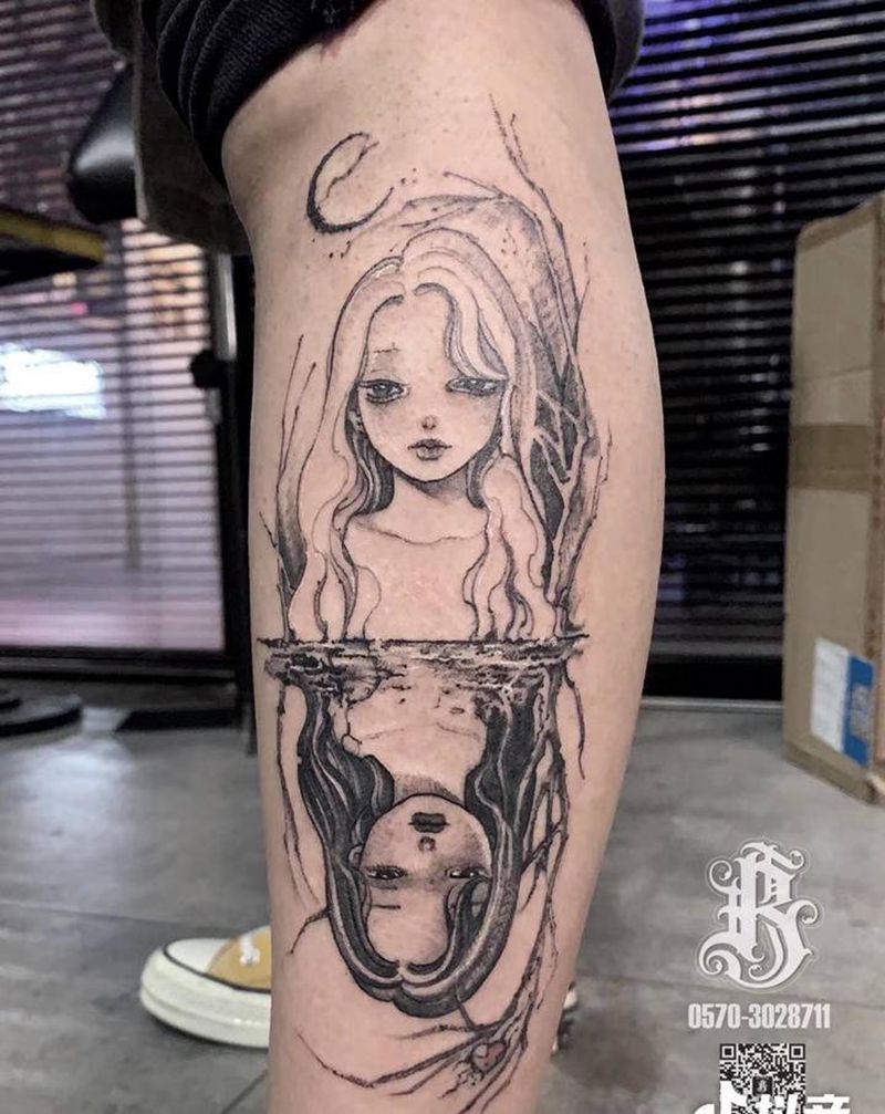 妹子纹身图片_腿部美女纹身图案