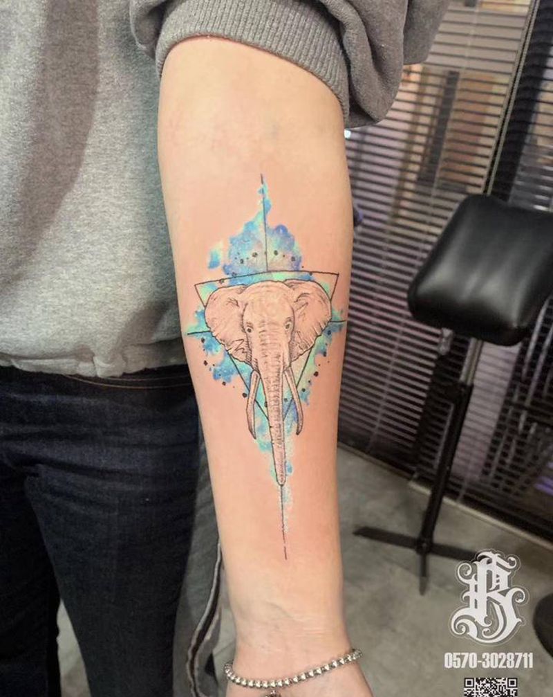 两个遮盖修改作品纹身图片_手臂水彩纹身图案