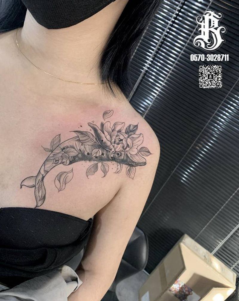 遮盖字母纹身图片_胸部纹身图案