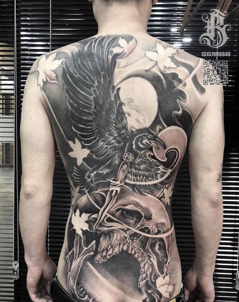 遮盖纹身图片_背部纹身图案