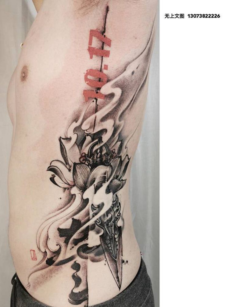 遮盖修改纹身图片_腰部背部纹身图案