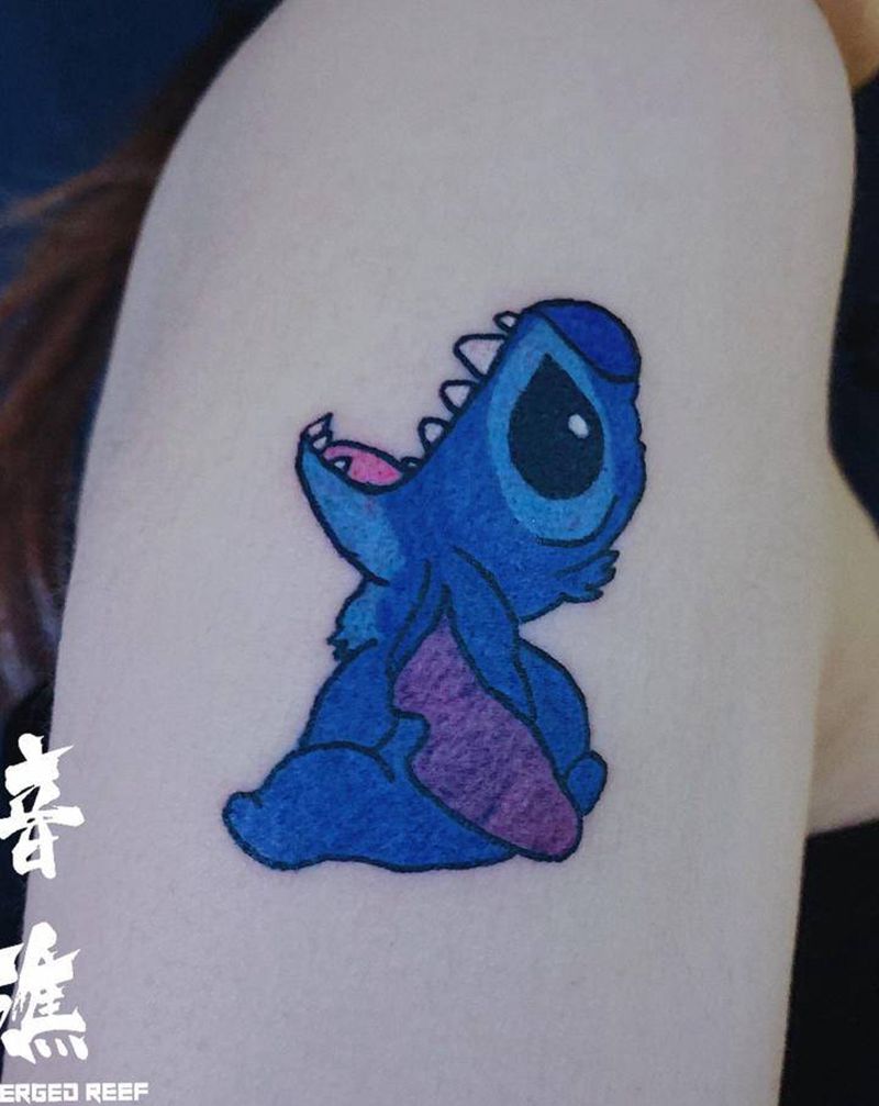 史迪仔纹身图片_手臂New School卡通纹身图案