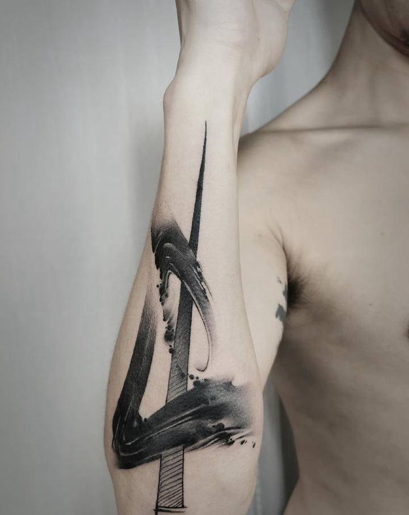 猜猜是什么字？纹身图片_手臂水墨纹身图案