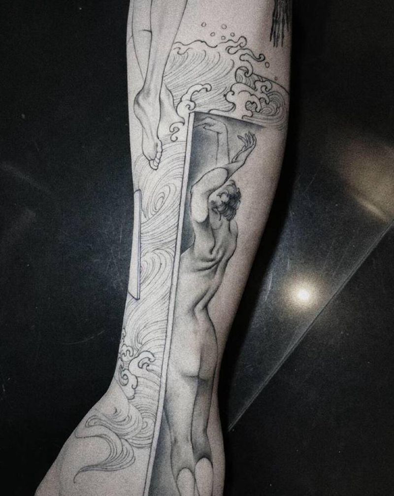 巜镜像》 无上纹身图片_手臂水墨纹身图案