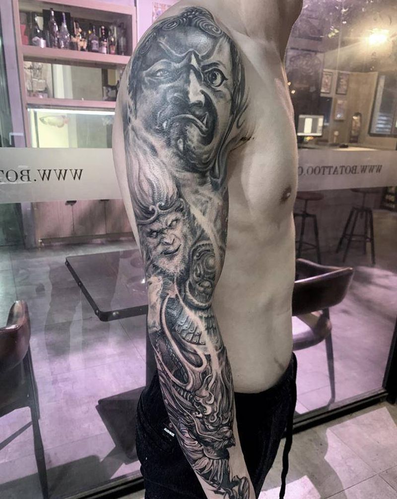 黑灰花臂纹身图片_手臂欧美写实纹身图案