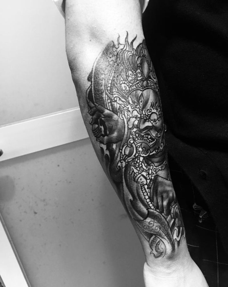 大黑天纹身图片_手臂新传统鬼神纹身图案