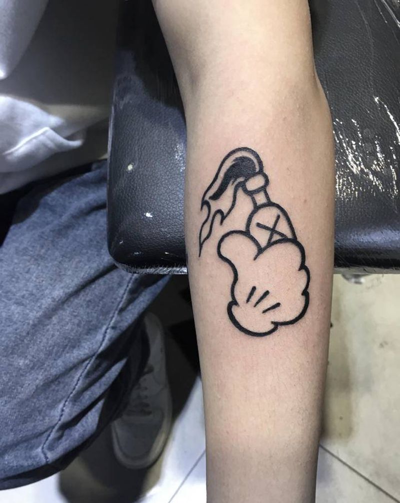 火焰瓶纹身图片_手臂New School纹身图案