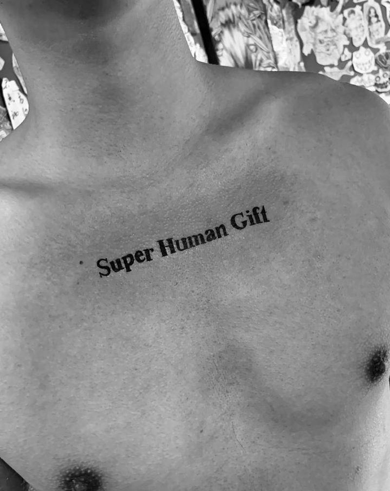 小图纹身图片_胸部纹身图案