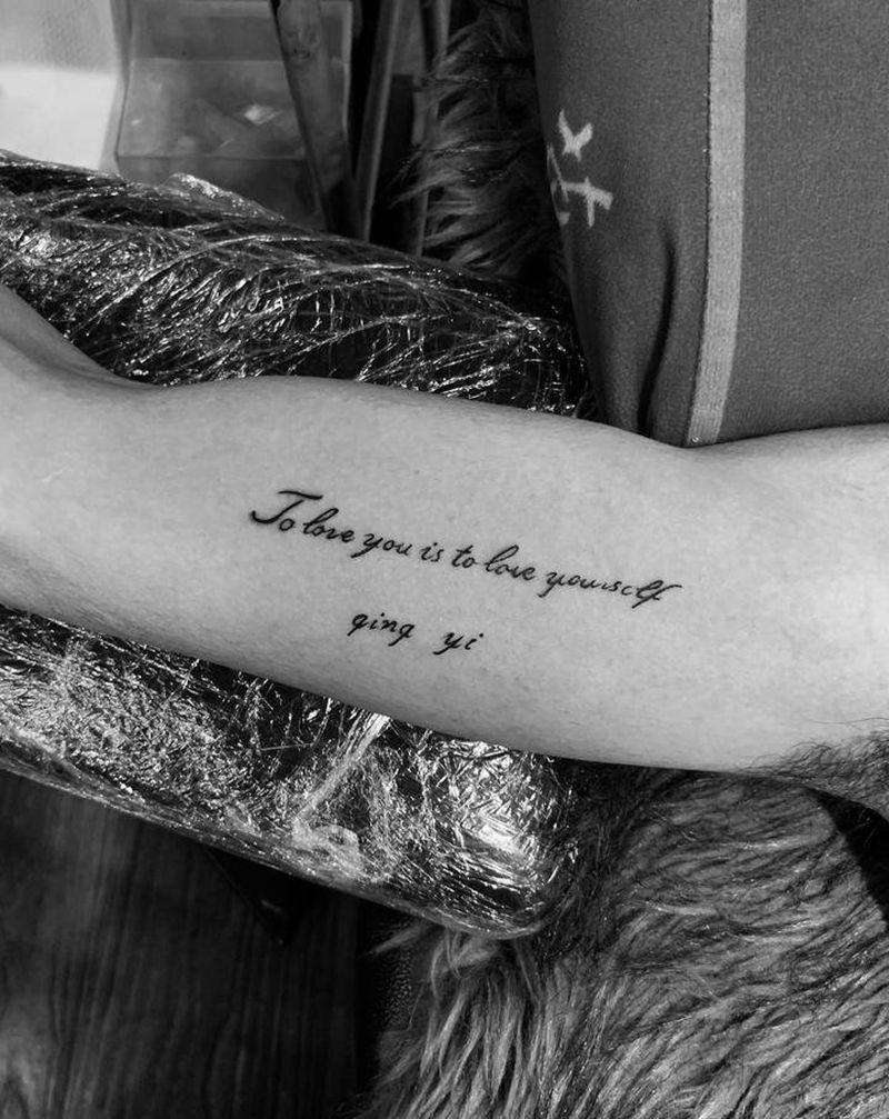 小图纹身图片_手部纹身图案