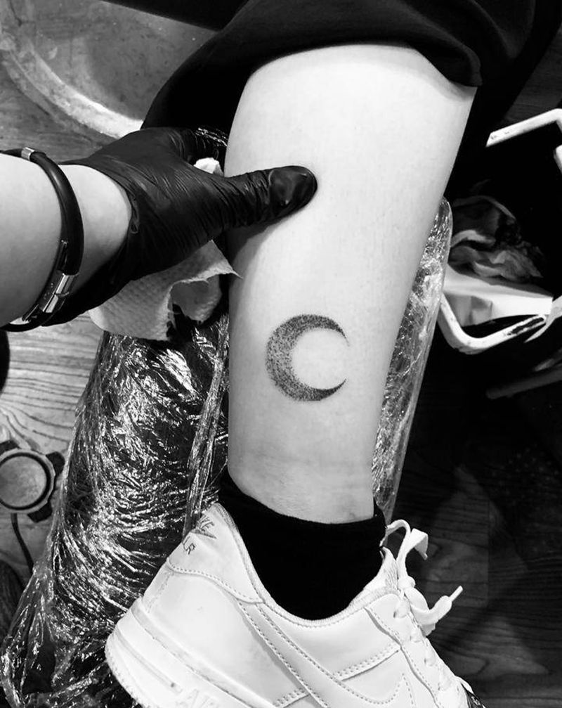 小图纹身图片_腿部纹身图案