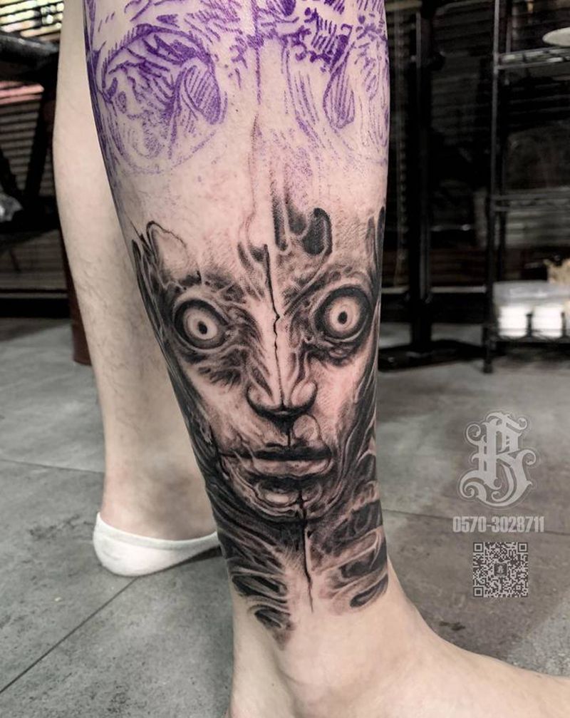 小腿未完纹身图片_脚部欧美写实纹身图案