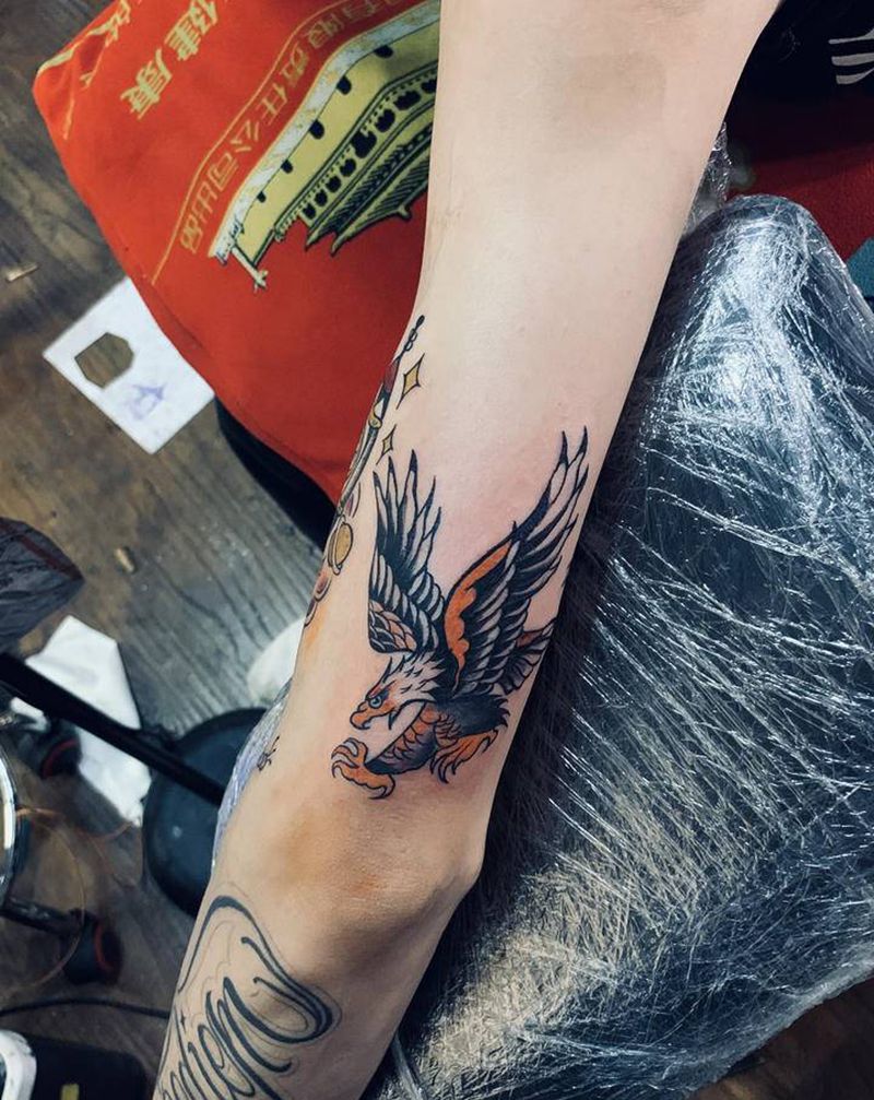 拉欧纹身图片_手部纹身图案