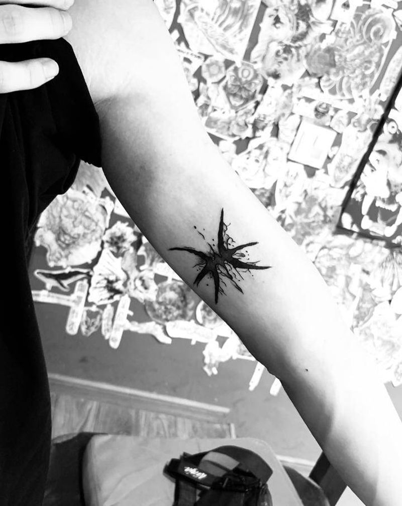 小图纹身图片_手部纹身图案