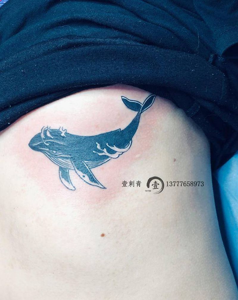 遮盖纹身图片_胸部纹身图案