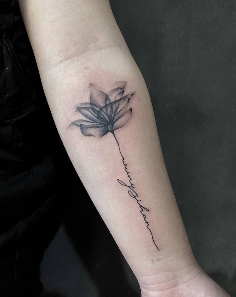 水墨，花纹身图片_手臂水墨纹身图案