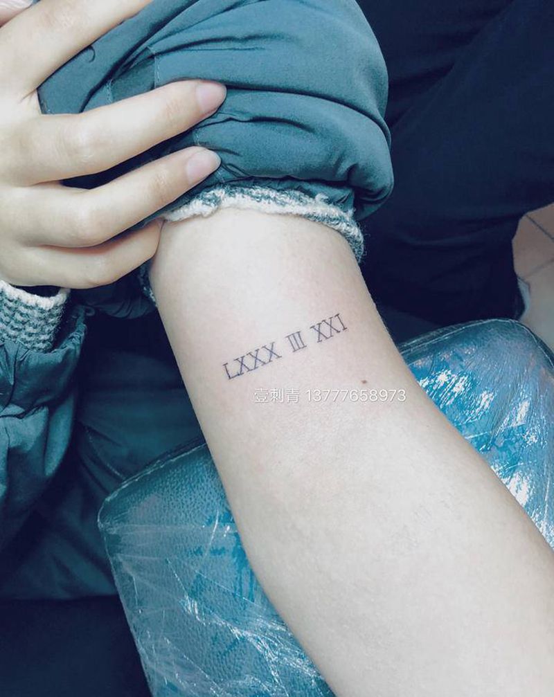 罗马数字纹身图片_手臂纹身图案