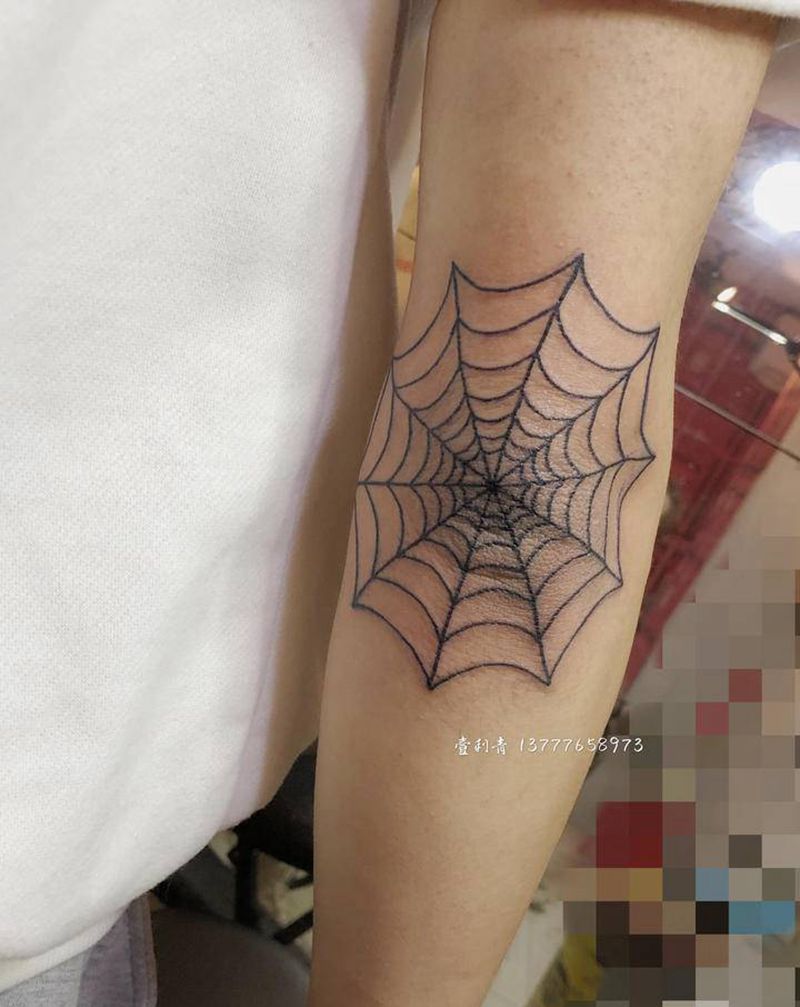 蜘蛛网纹身图片_手臂纹身图案