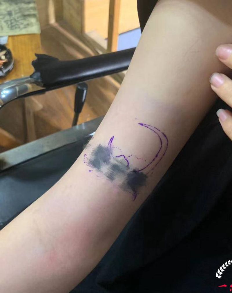 覆盖纹身图片_手部纹身图案