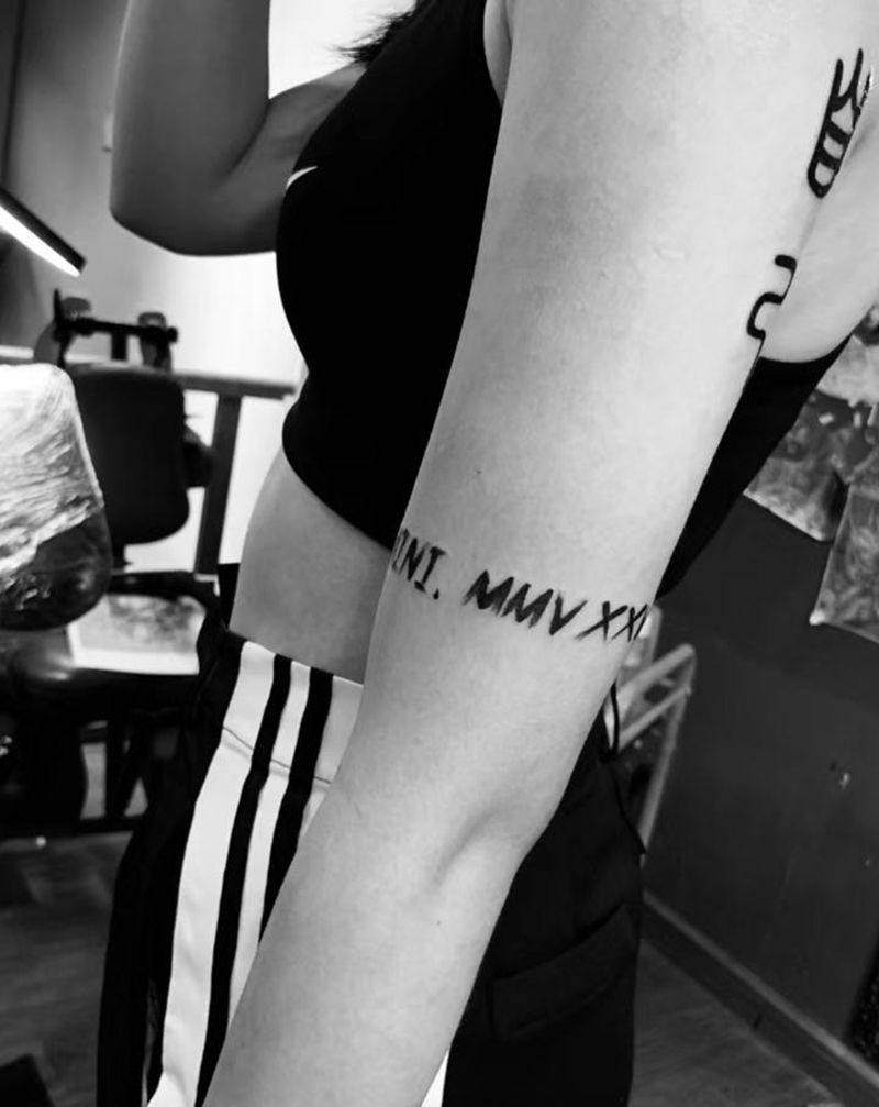 小图纹身图片_手部纹身图案