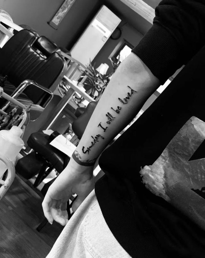 英文纹身图片_手部纹身图案