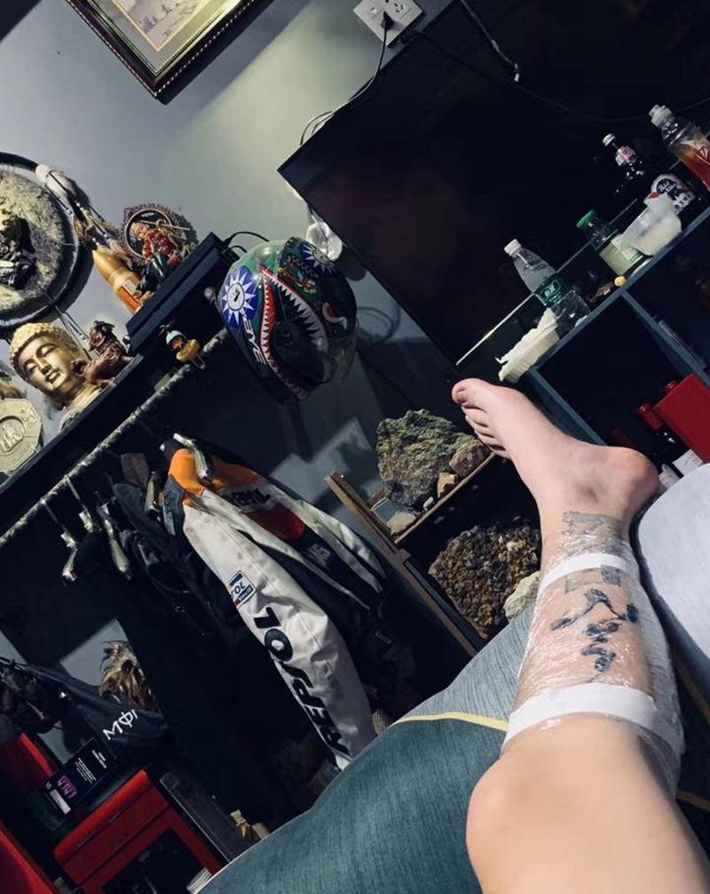 闲来无事，给自己扎一个纹身图片_腿部纹身图案