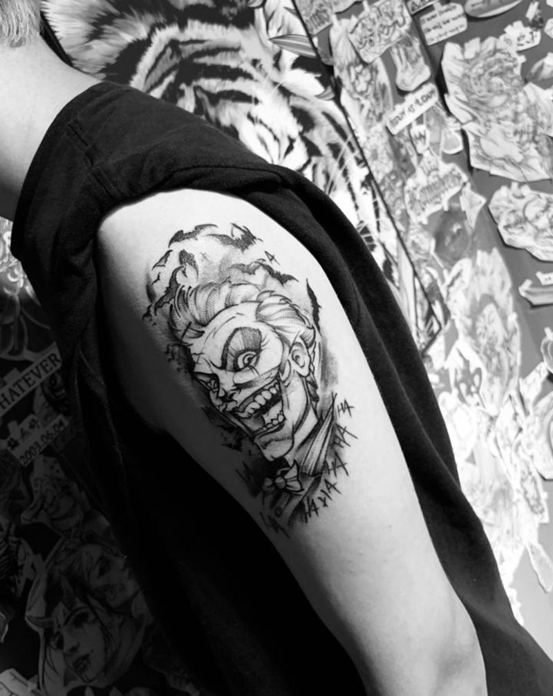 小丑纹身图片_手臂纹身图案