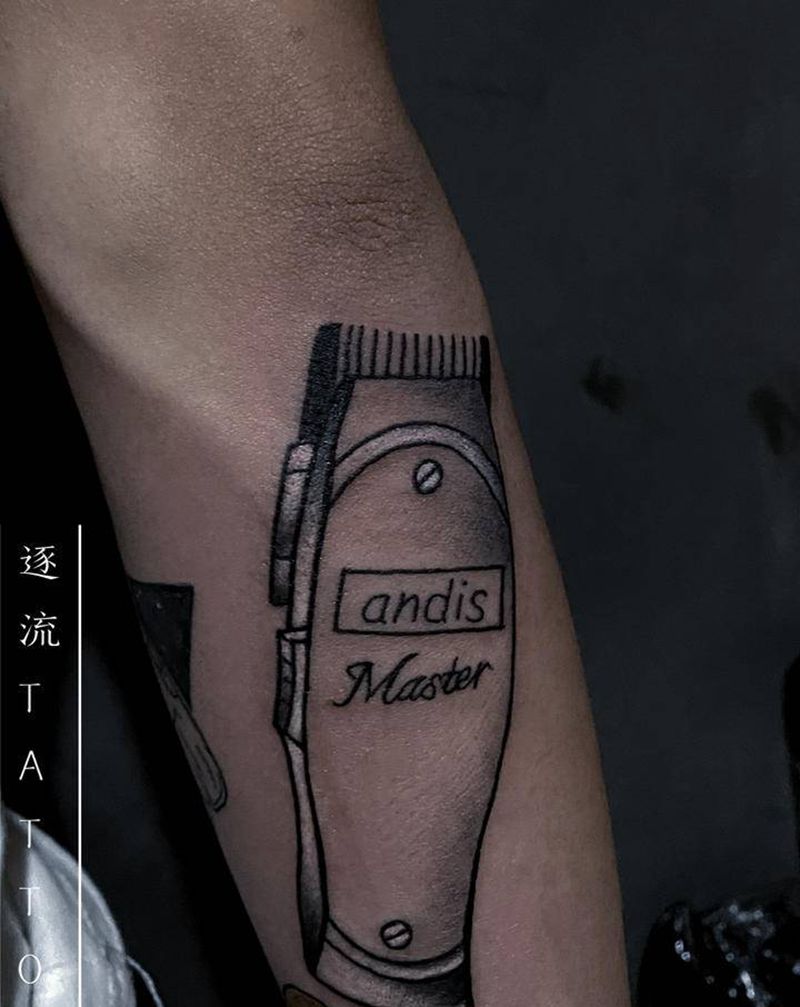 同一客人纹身图片_手臂Old School纹身图案