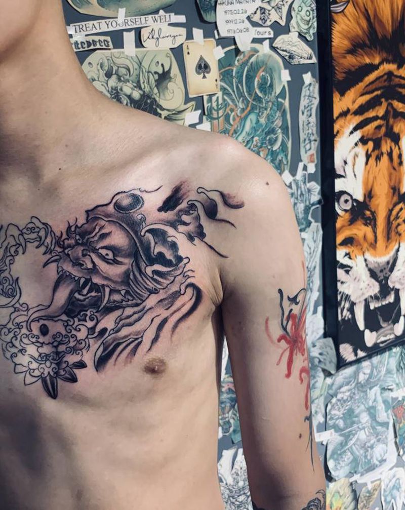 人生无常纹身图片_胸部纹身图案