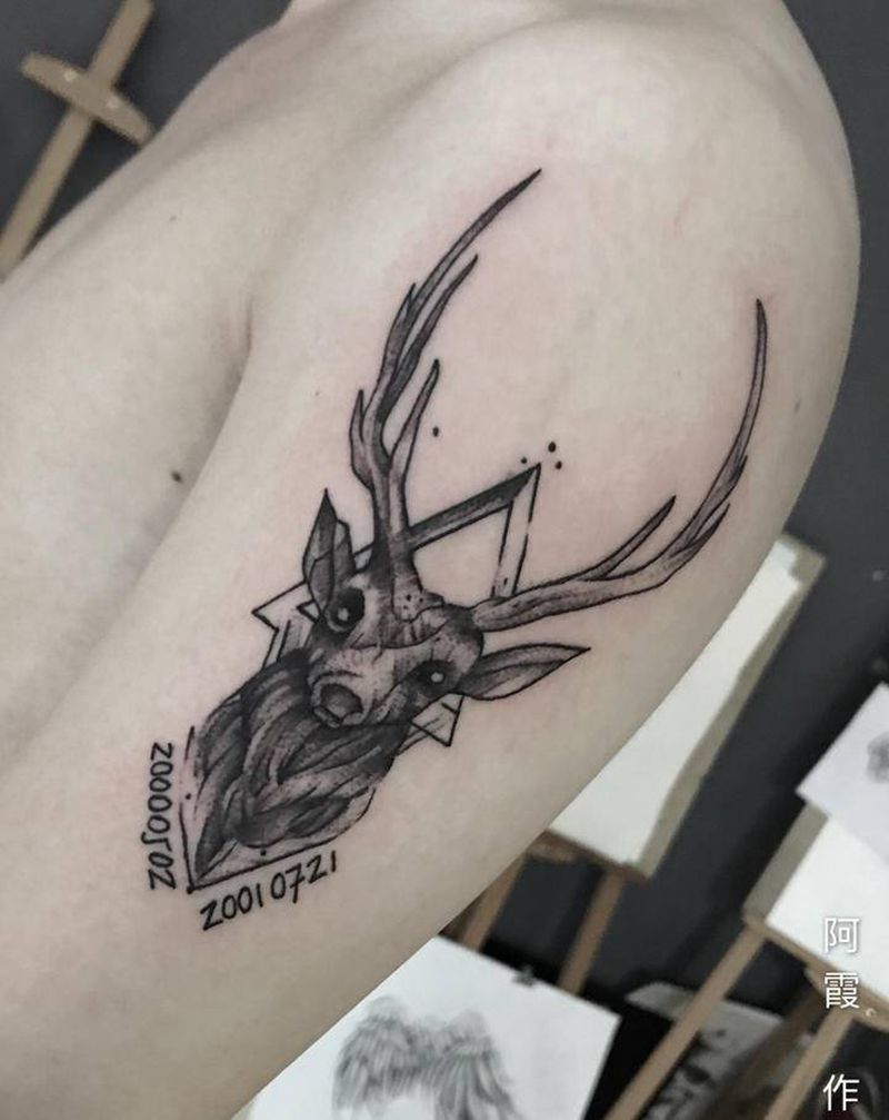 鹿纹身图片_手臂纹身图案