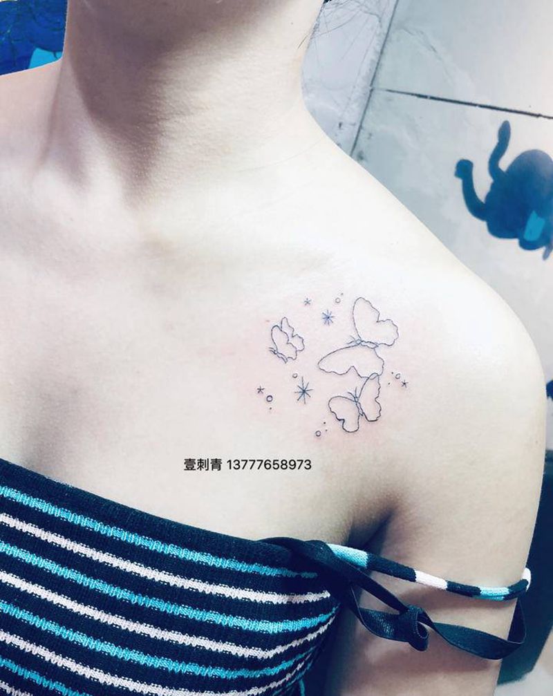 小蝴蝶纹身图片_肩部纹身图案
