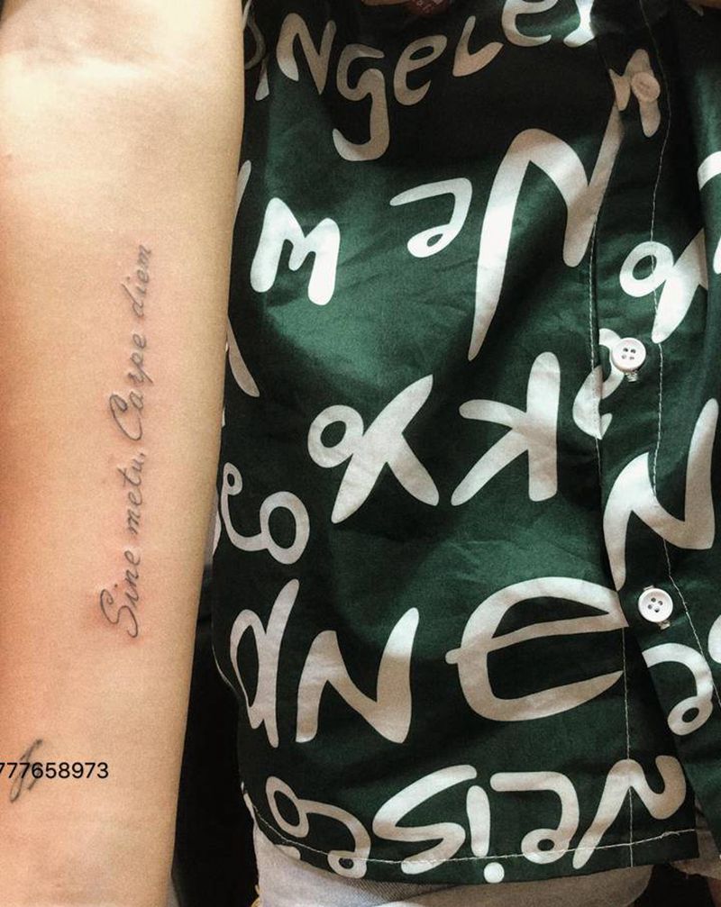 字母纹身图片_手臂纹身图案